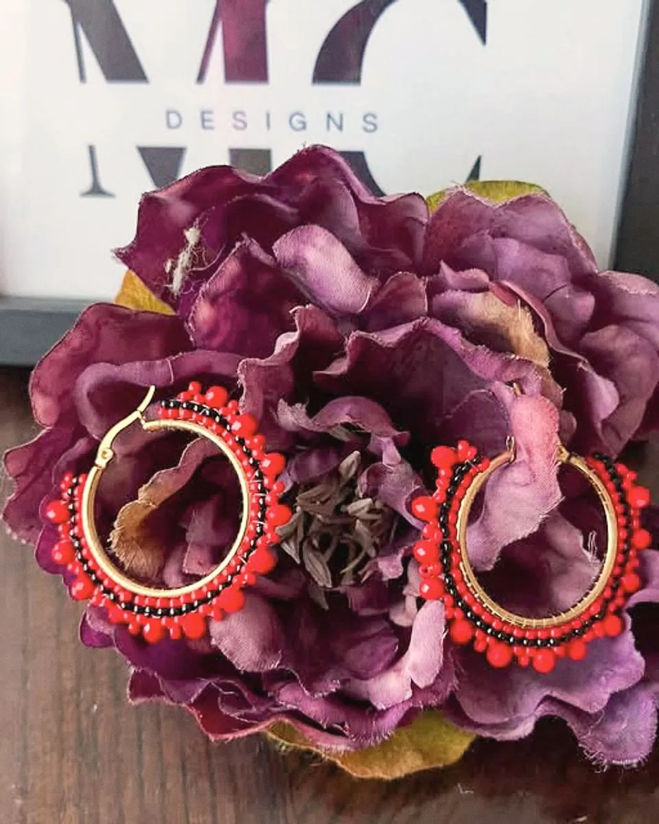 Argollas grandes rojas